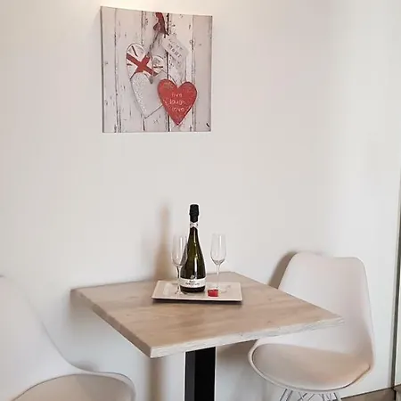 Apartment Antica Corte Con Balcone